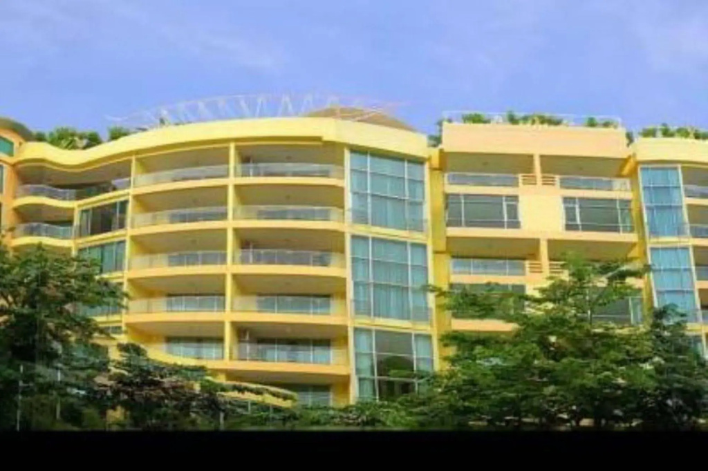 Seven Place Executive Residence