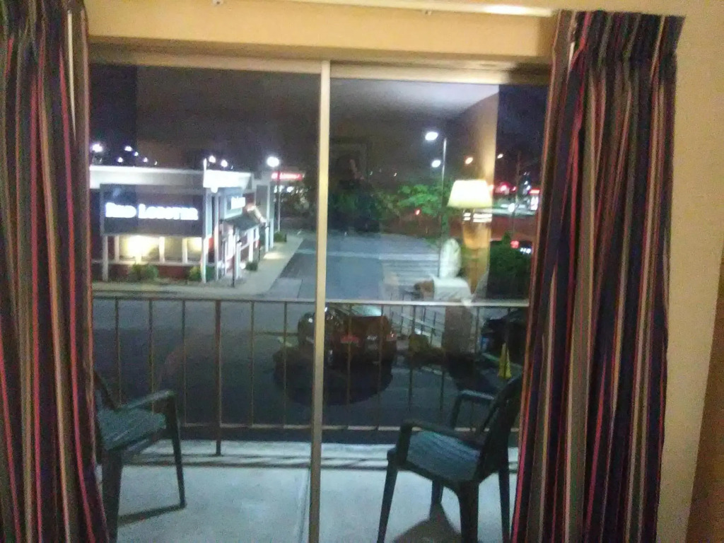 Travelodge by Wyndham Bloomington - фото 7