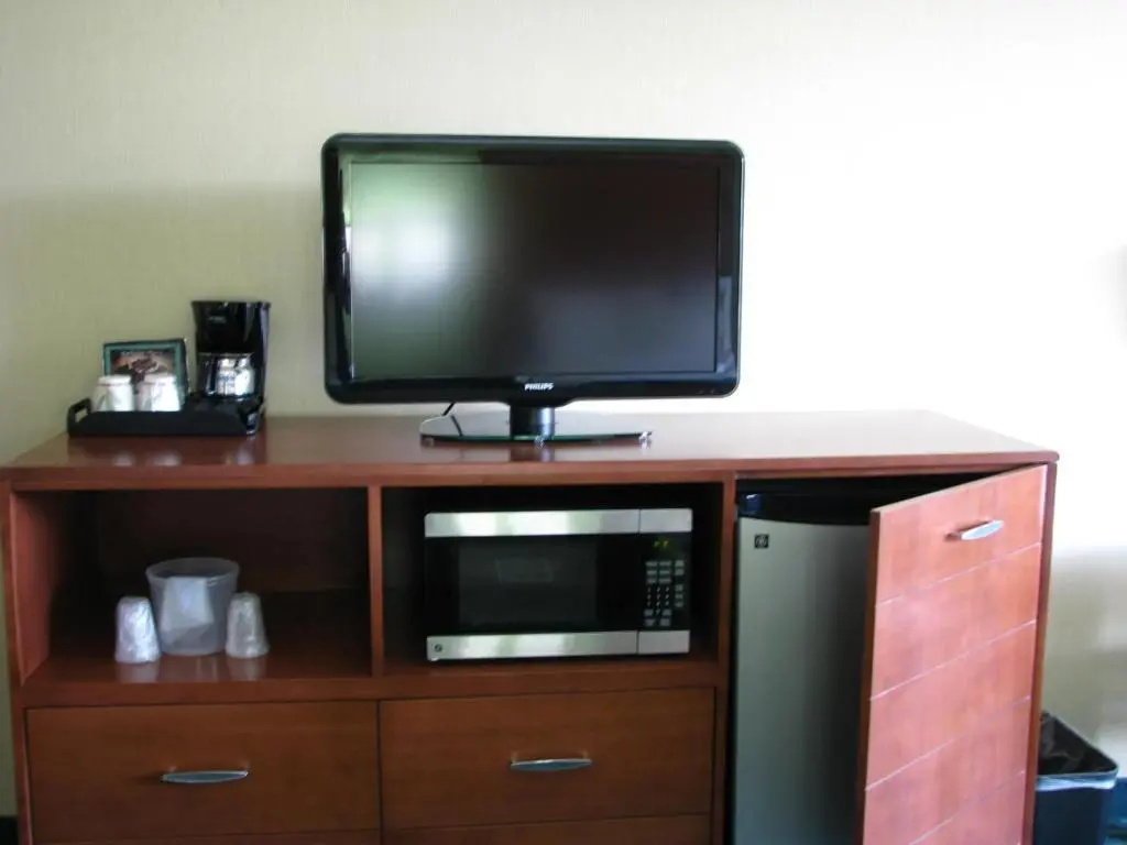 Holiday Inn & Suites Virginia Beach North Beach by IHG - Chambres