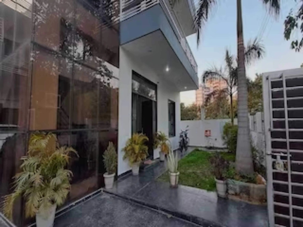 Hotel O Naveen Residancy