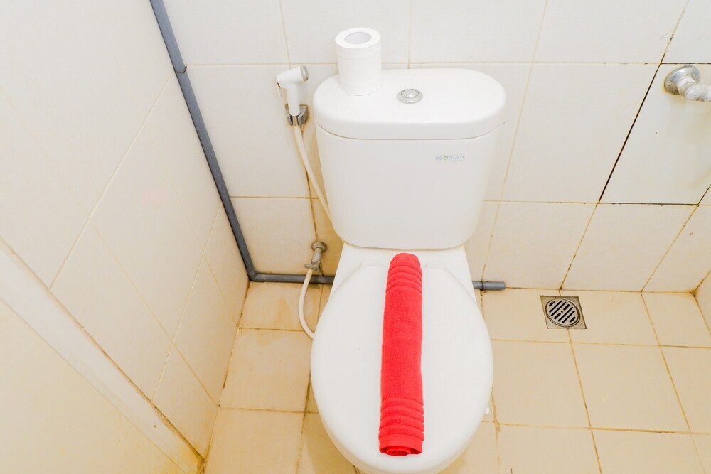 Отель Best Value Studio Room Apartment at Educity, фото 6