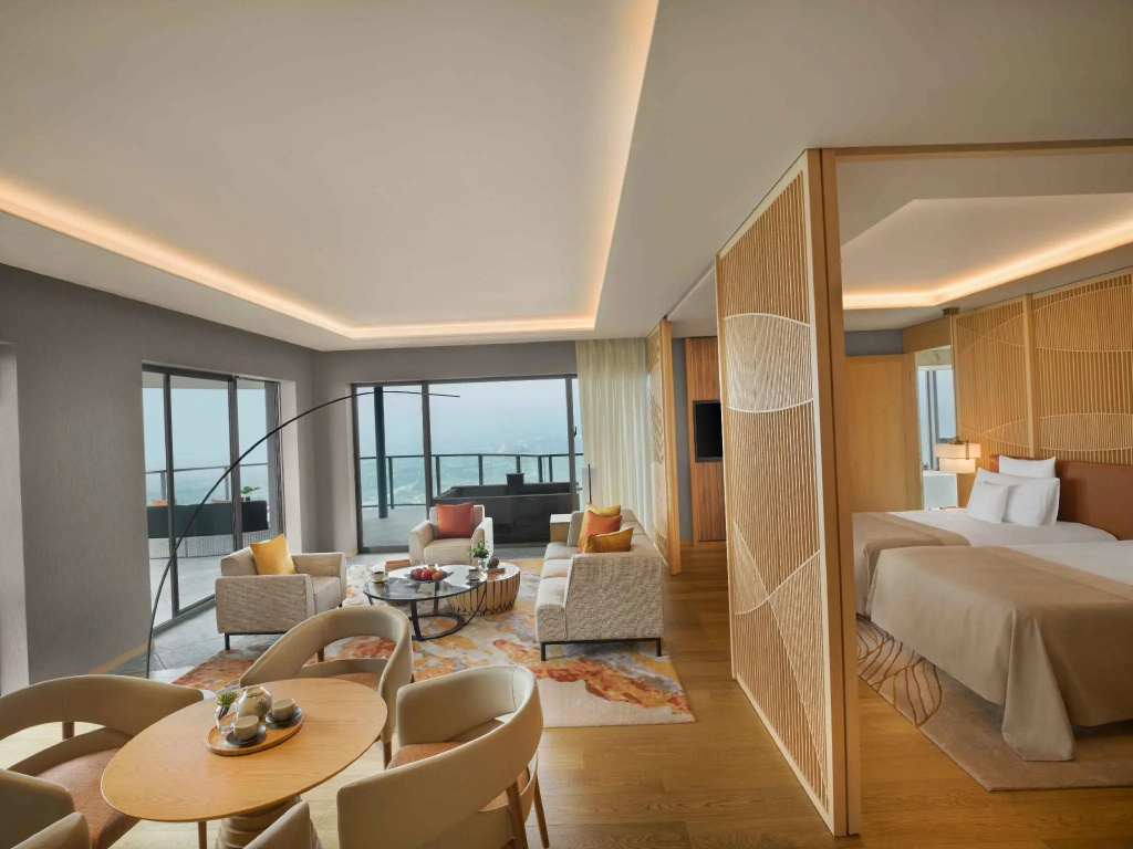 1 Bedroom Suite