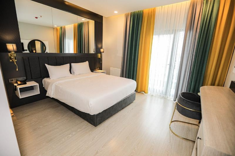 Duplex Suite with lake view