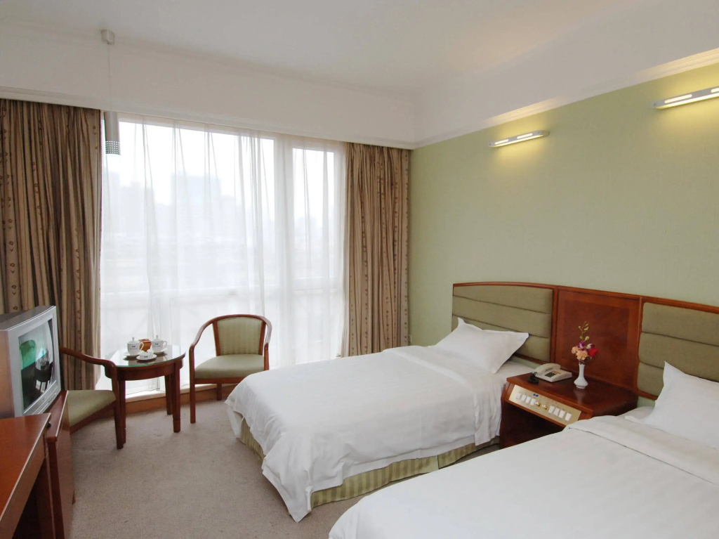 New Tianhe Hotel — фото