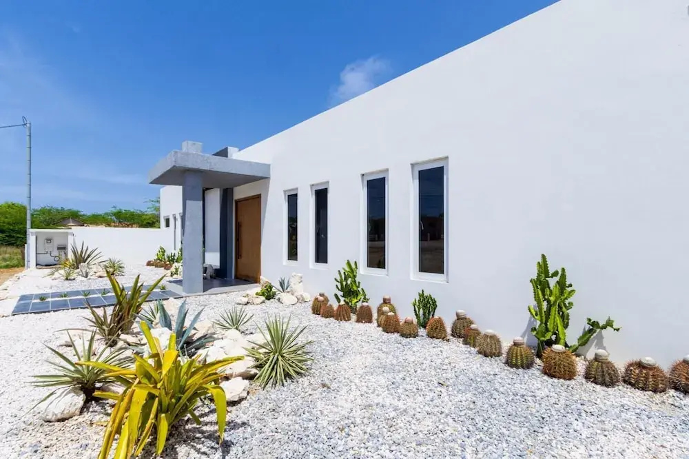 Brand NEW Modern 2BR 2BA With Private Pool Patio