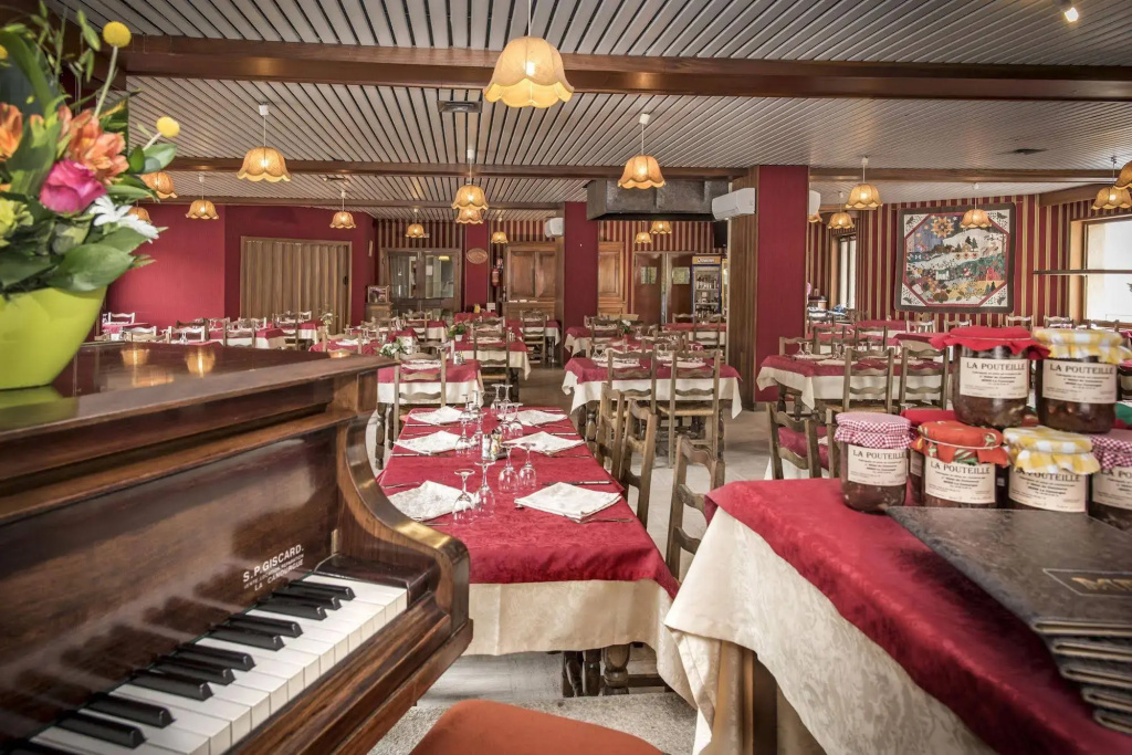 Hotel Du Commerce logis de france - Général