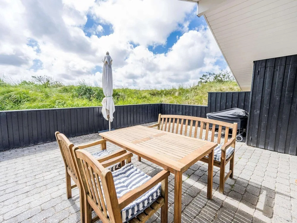 5 Person Holiday Home in Oksbol