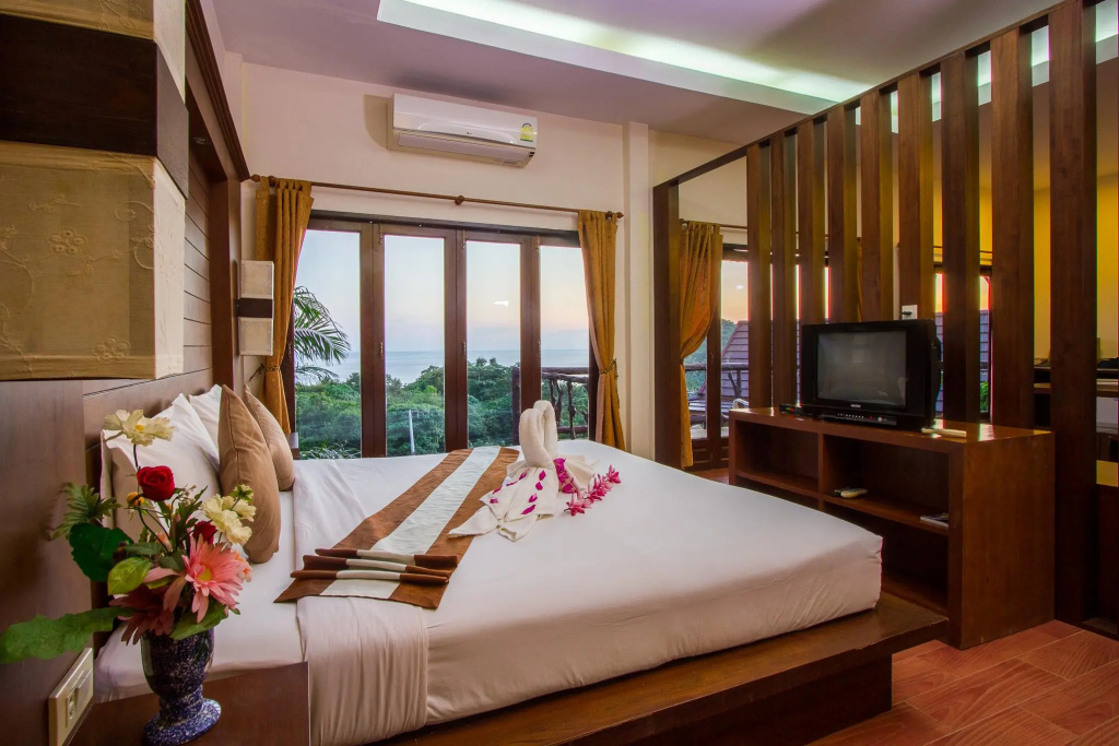 Deluxe Bungalow with garden view