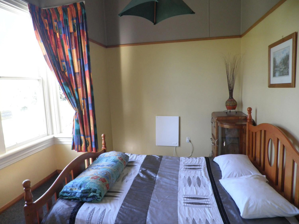 Bazil's Hostel & Surf School — 4