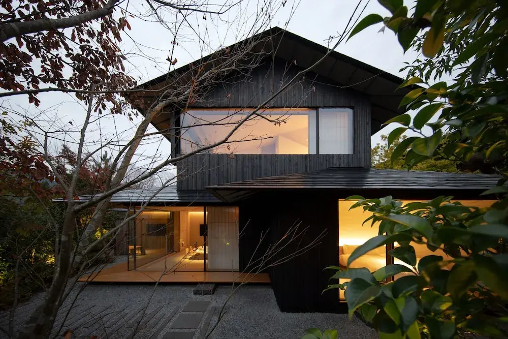 Comico Art House Yufuin