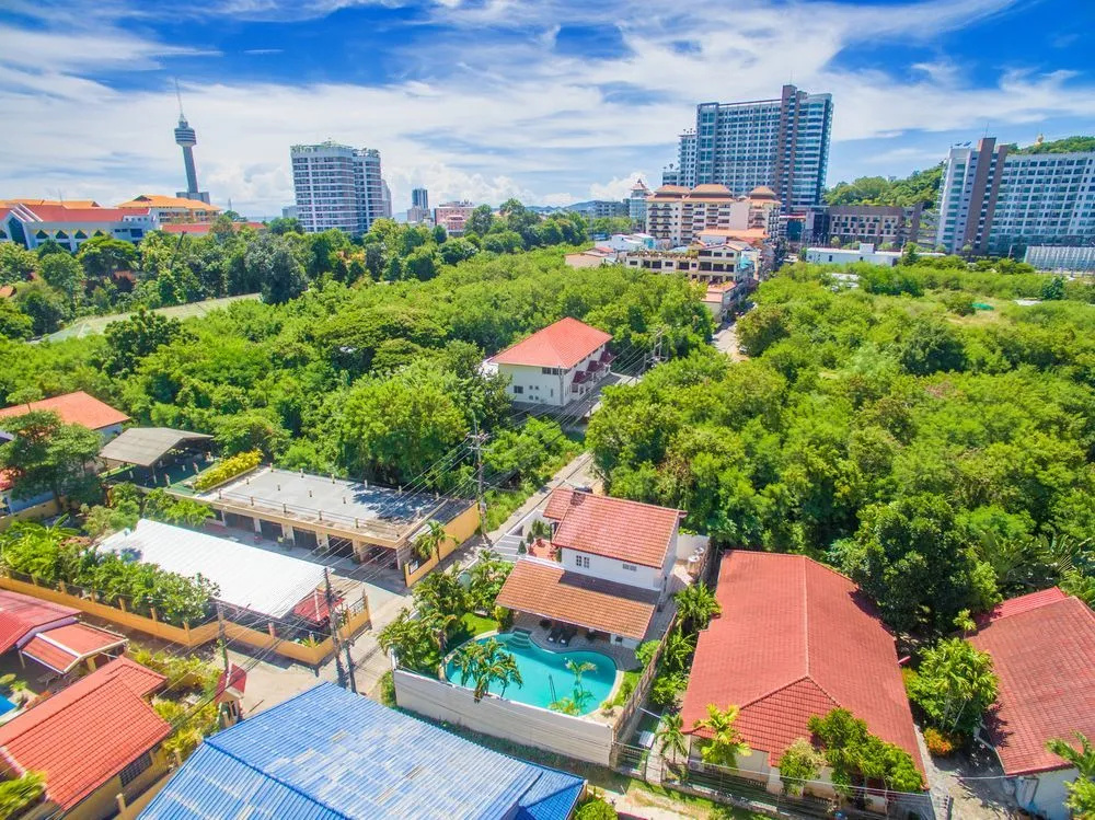 Walking Street Pool Villa by All Villas
