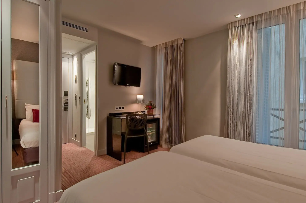 Hotel photo 5