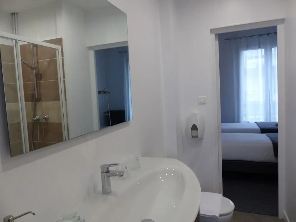 Economy Double room (twin beds)