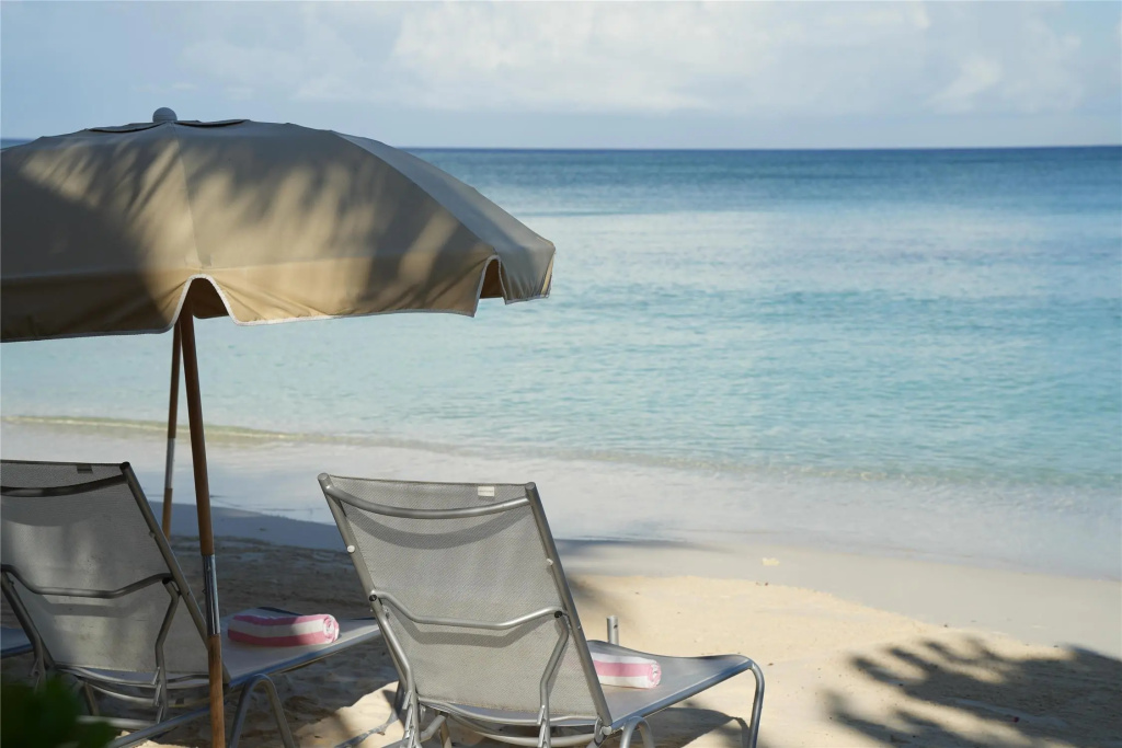 Hampton by Hilton Grand Cayman Seven Mile Beach - Général