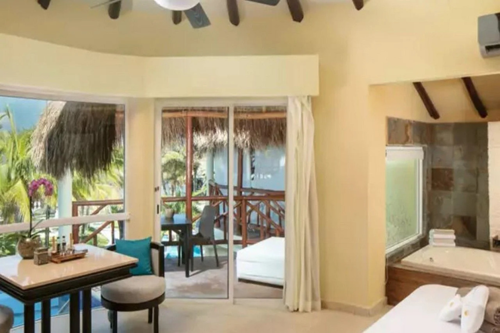 El Dorado Casitas Royale