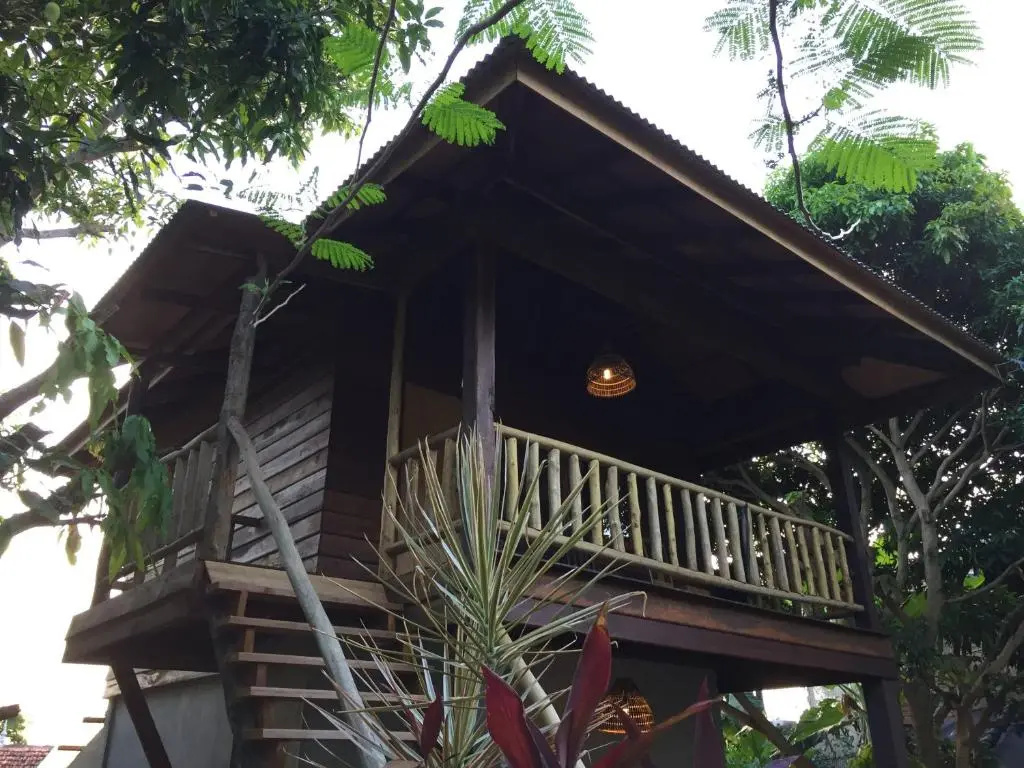 Standard Double room with balcony (full double bed)
