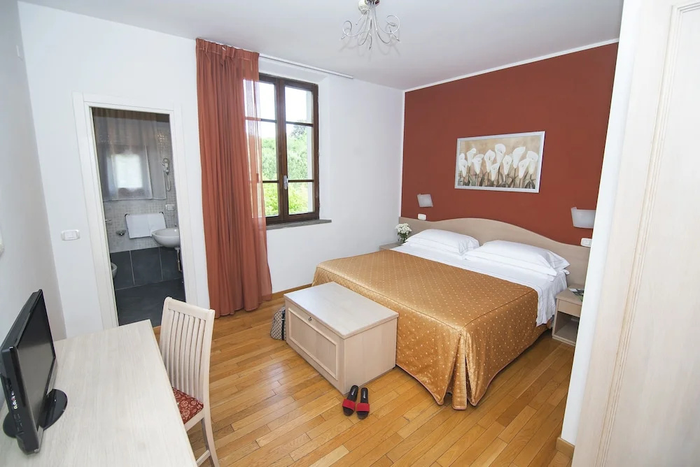 Comfort room