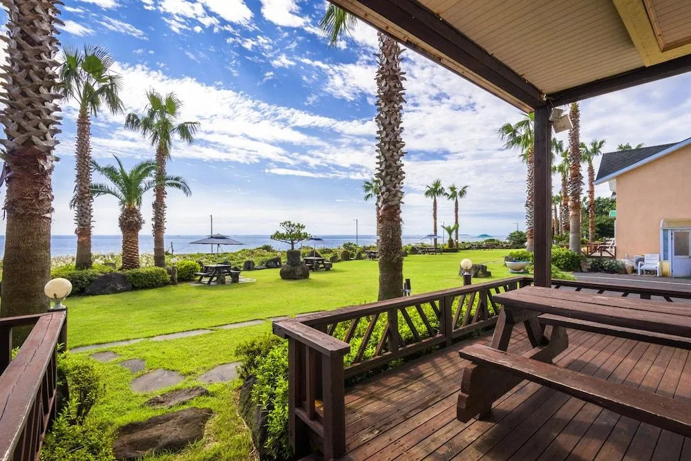 Longbeach Pension