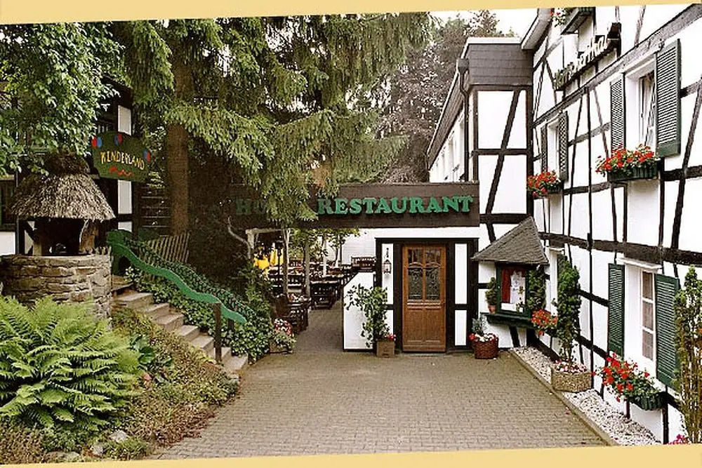Hotel Meyer - Alter Bergischer Gasthof