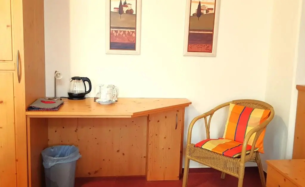 Pension Helvetia - Chambres