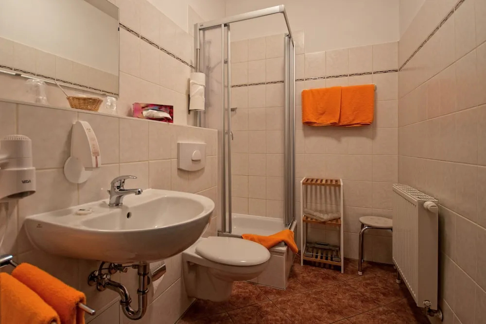 Gasthaus & Hotel Zur Henne - Chambres