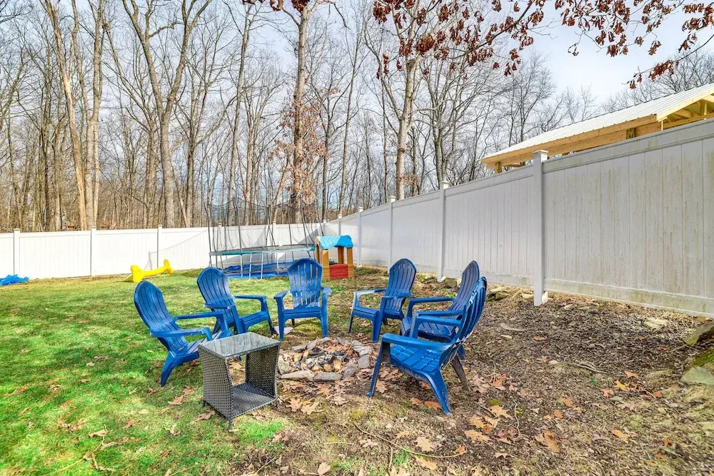 Poconos Home w/ Private Pool, Hot Tub & Sauna!