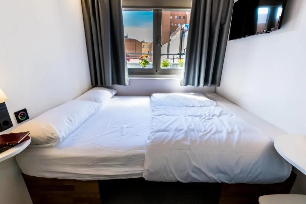 Economy Double room (full double bed)