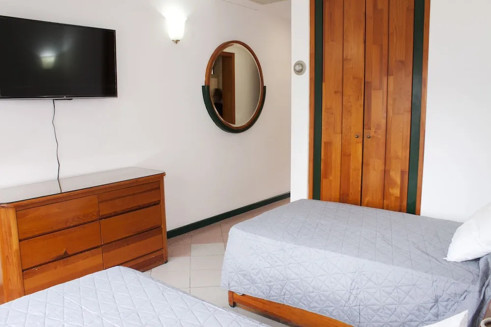 Economy Double room (twin beds)