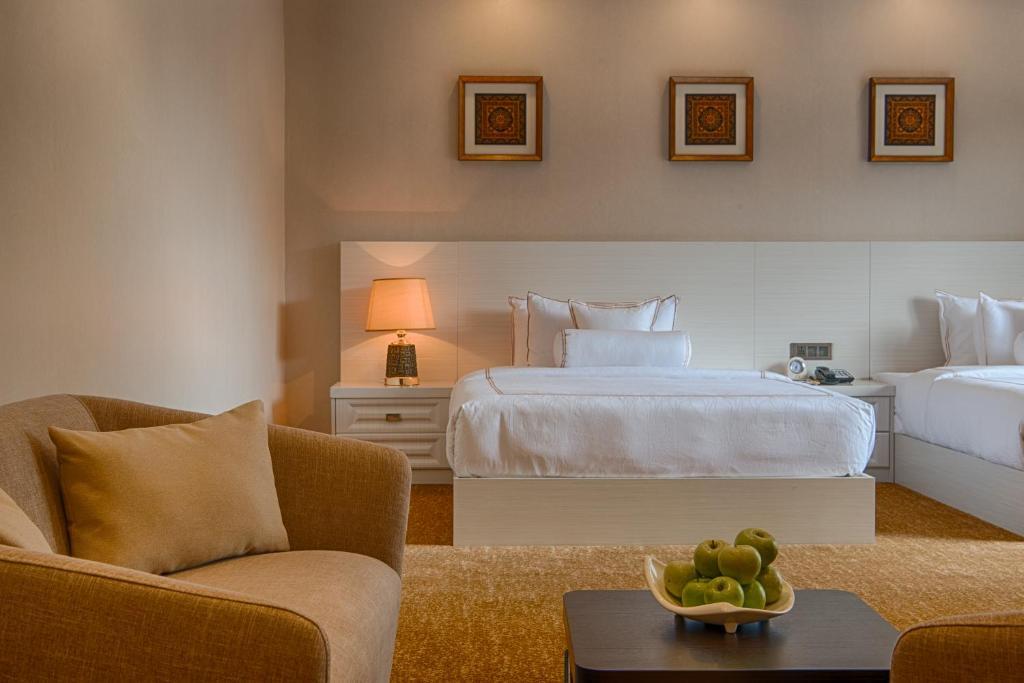 The Golden Crown Hotel