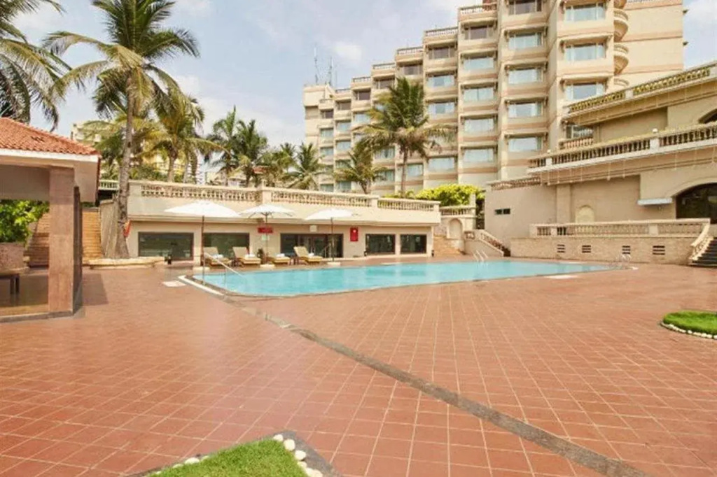 The Gateway Hotel Beach Road - Général
