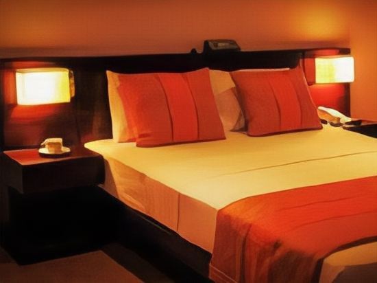 Oak Ray Regency Hotel