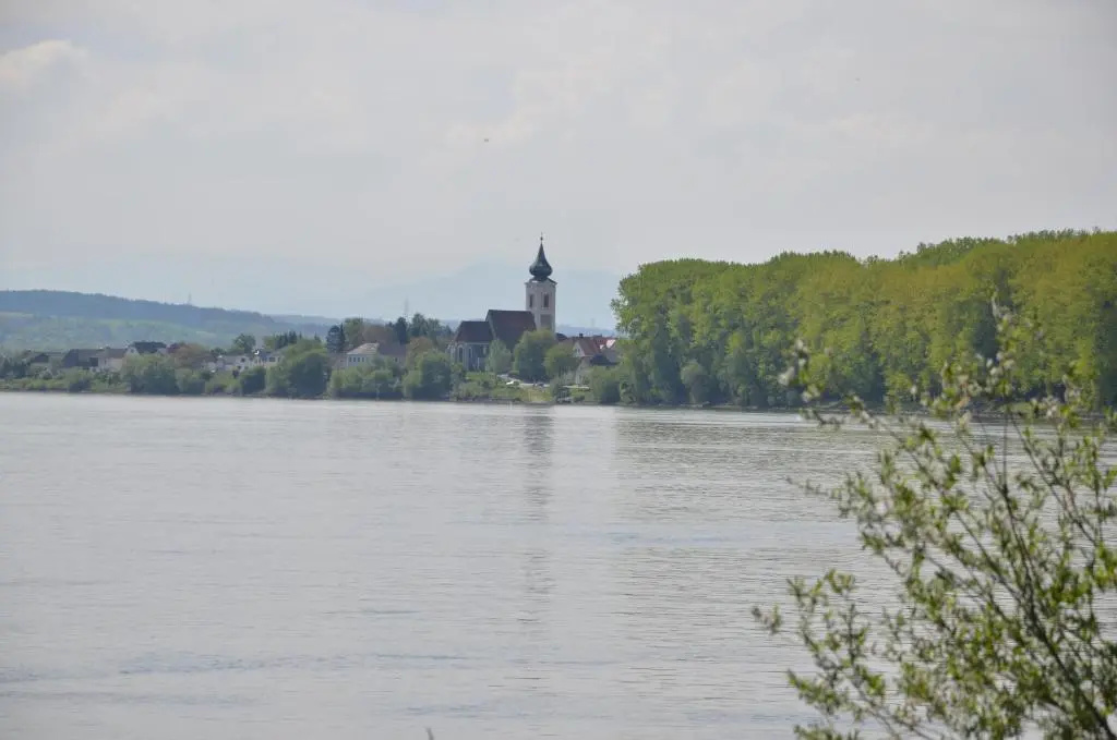Fischwirtshaus Landmotel Die Donaurast - Chambres