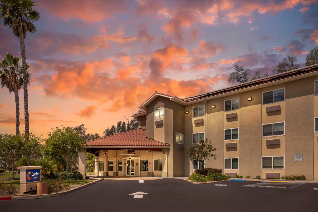 Comfort Inn Fontana