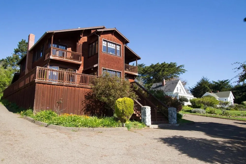 Mendocino View East