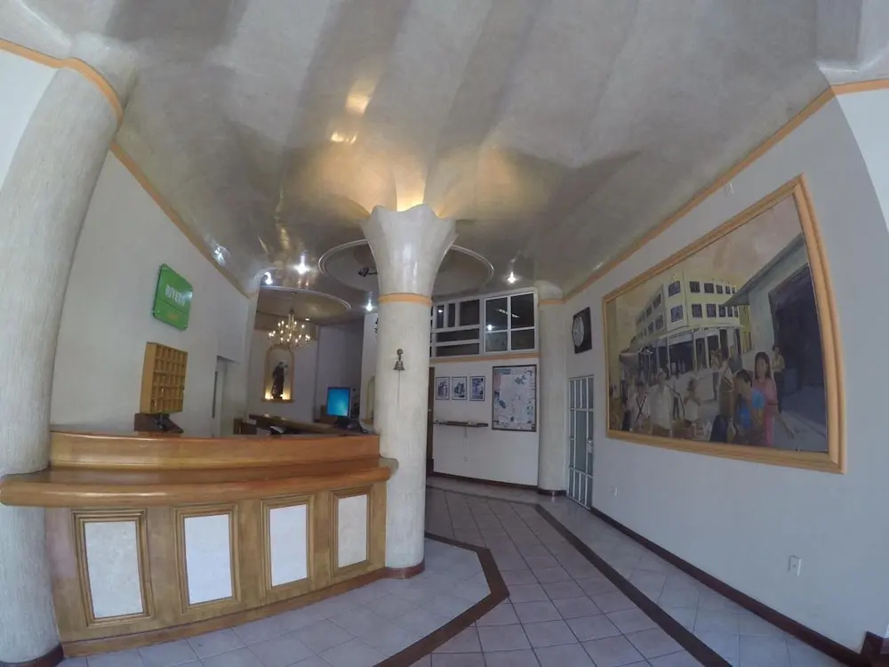 Hotel photo 13