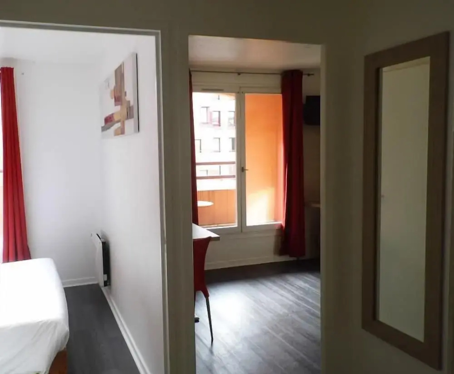 Double Apartment (full double bed)