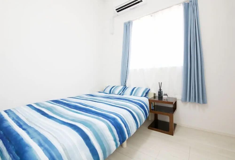 5 Minute Walk from Nishi Shinjuku Gochome Station 사진 2