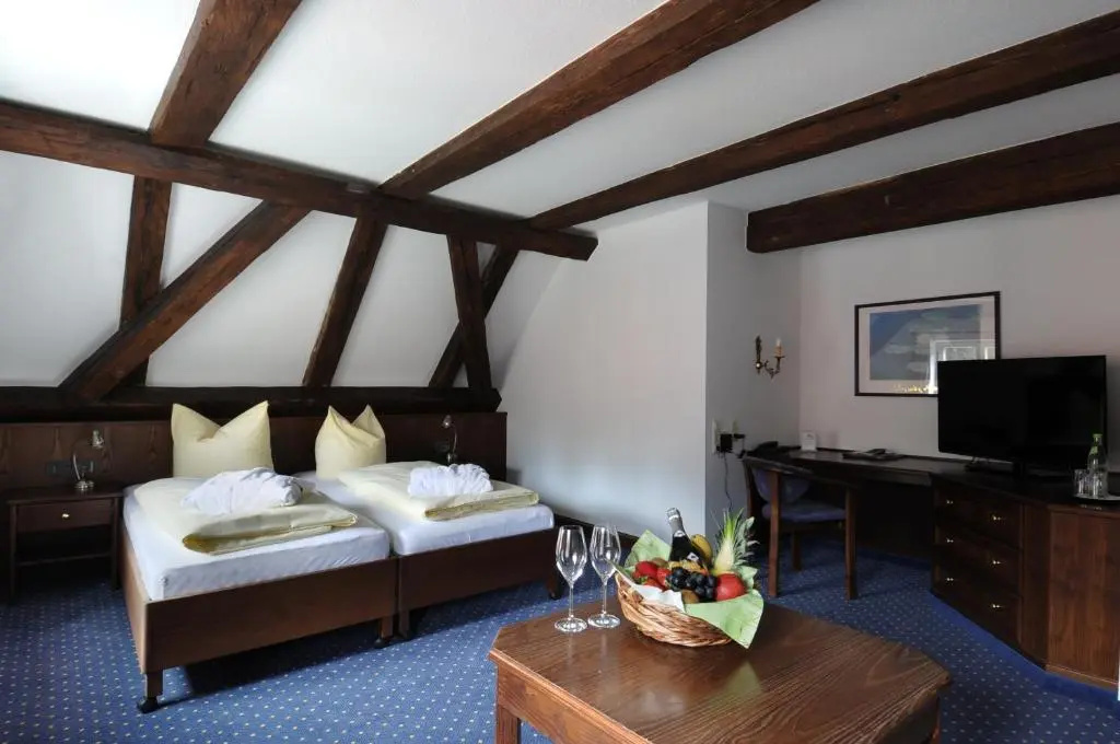 Hotel Goldener Hirsch - Chambres