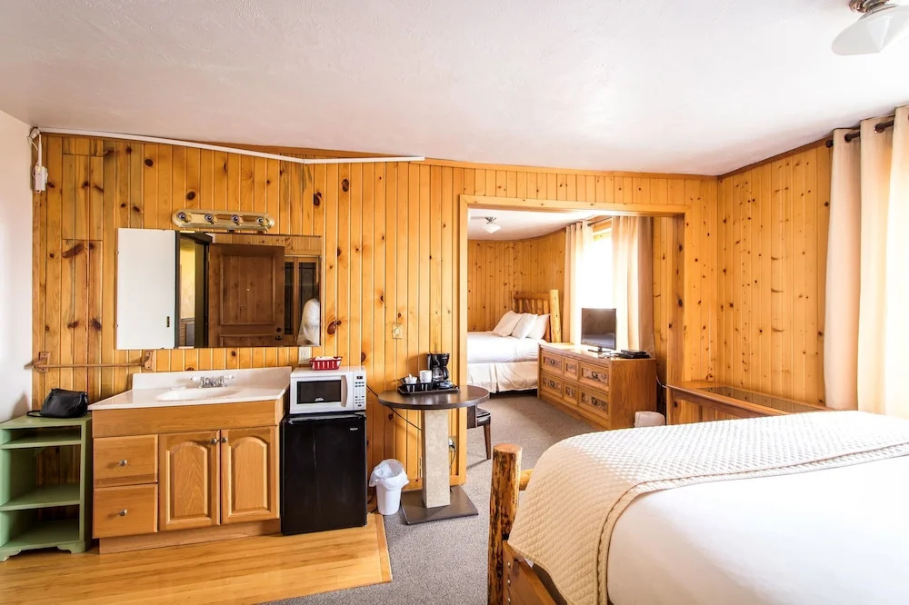 Standard Triple Family room