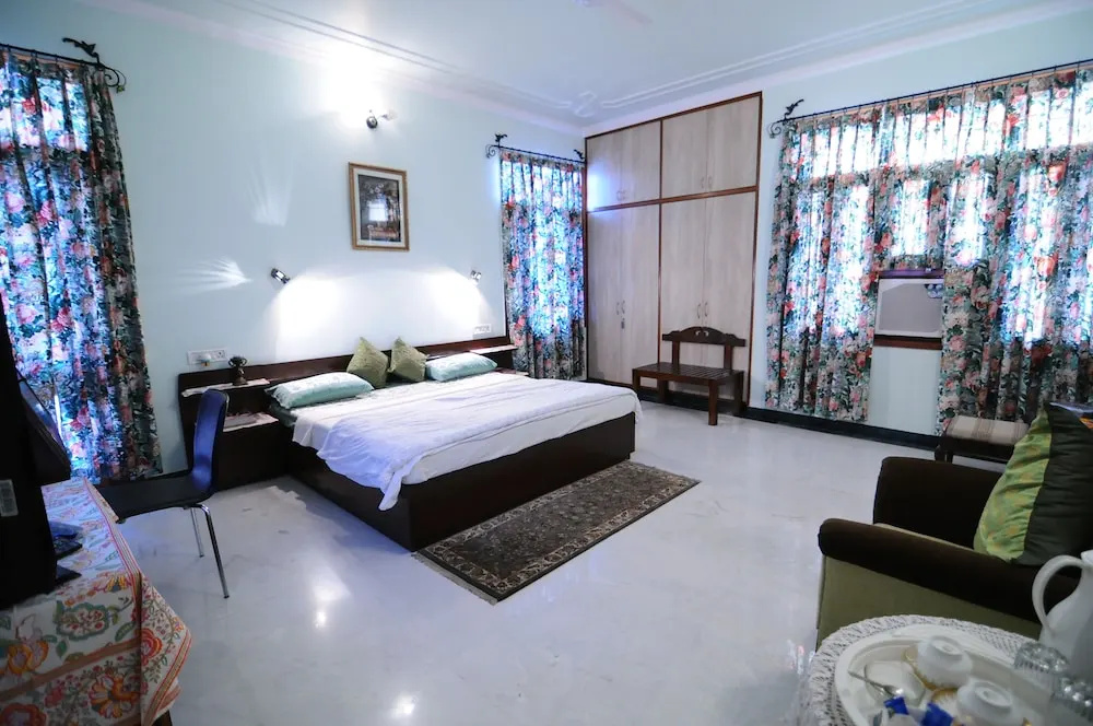 Royal room