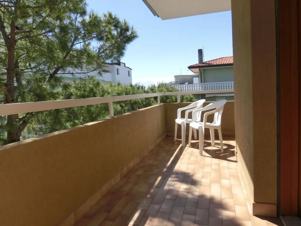 Balcony & Terrace