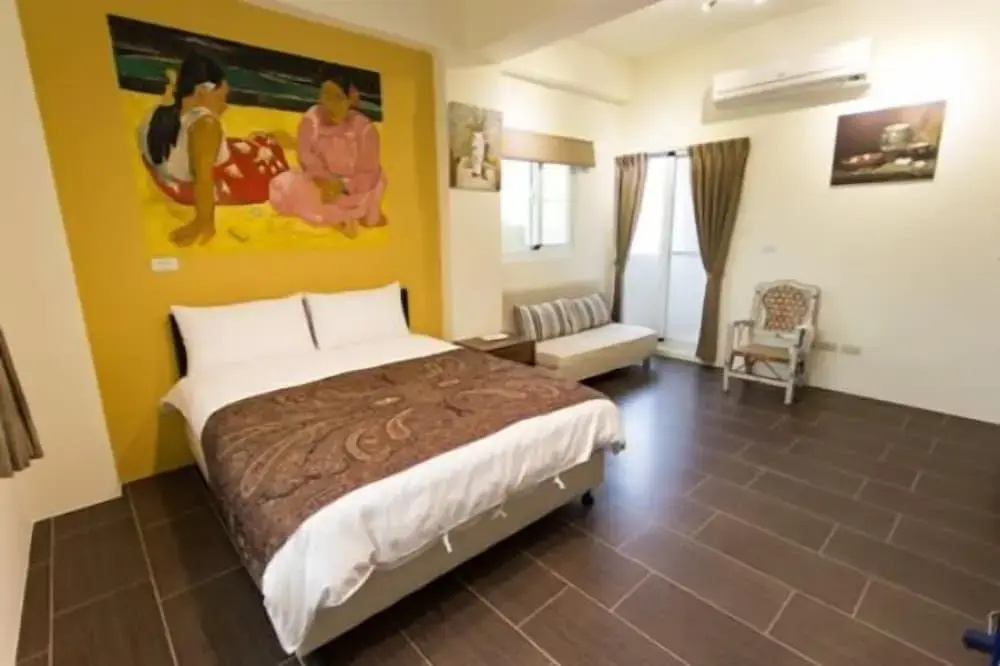 Standard Double room (full double bed)