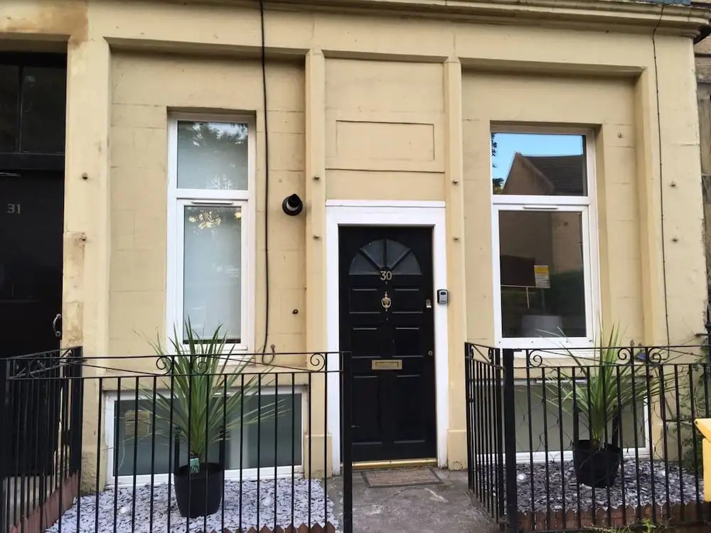 Cosy 1 Bedroom Edinburgh Apartment