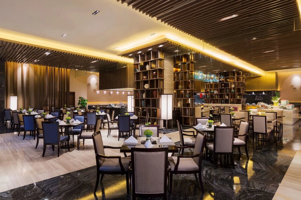 Food & Beverage