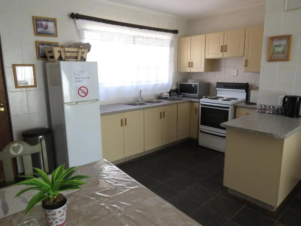 Standard Double room with mountain view (full double bed)