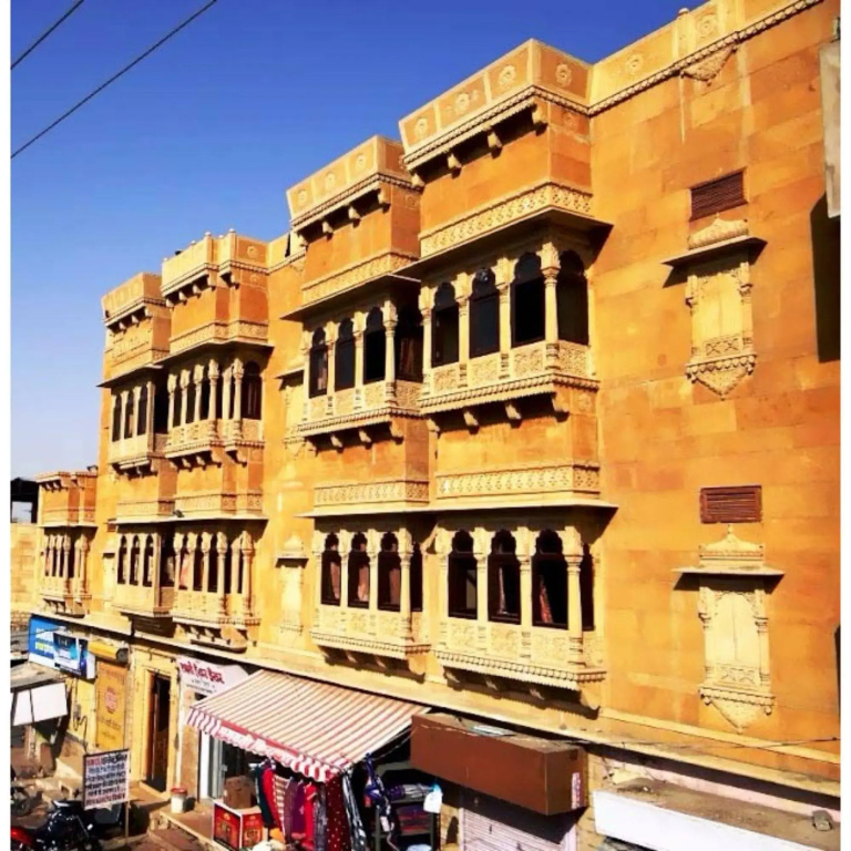 Vista Rooms at Amar Sagar Gate