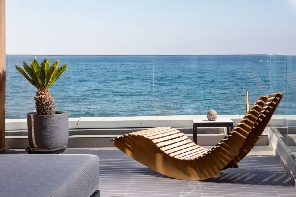 Superior Family Suite with sea view