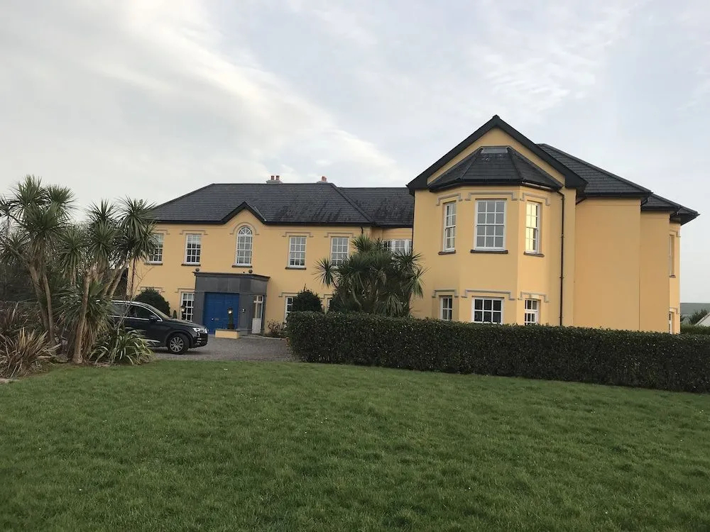 Emlagh House