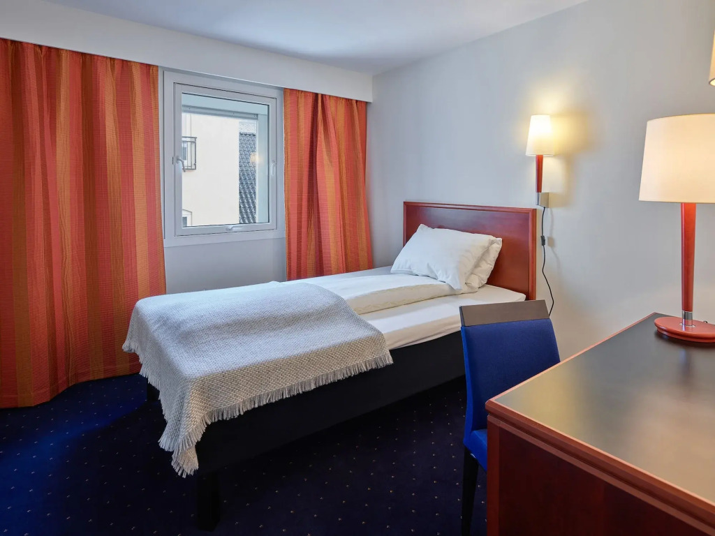 Heimen Hotel by null