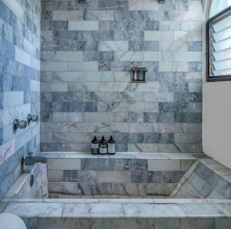 2 BR Condo in Hotel - Beach - Pools - Kids Club